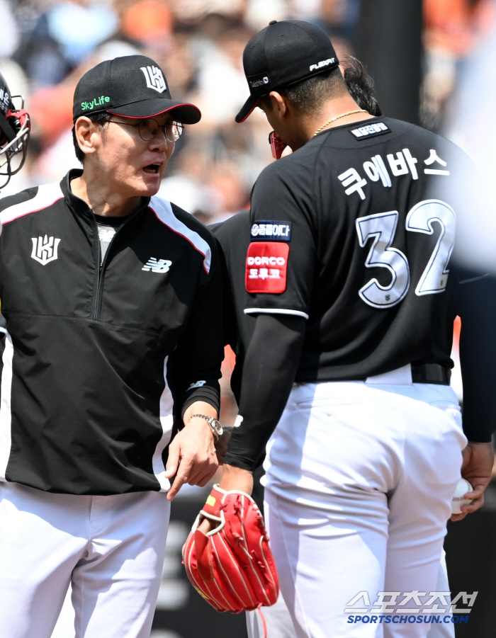 157km 초강력 매물이 갑자기 시장에...KT는 왜, 7년 동행 '헌신…