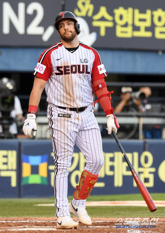 개막 7연승, 승률 8할의 '절대 1강'이었는데... 2위도 안도의 한숨…