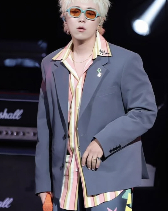 이홍기, '성매매 무혐의' 최민환 복귀 앞두고 