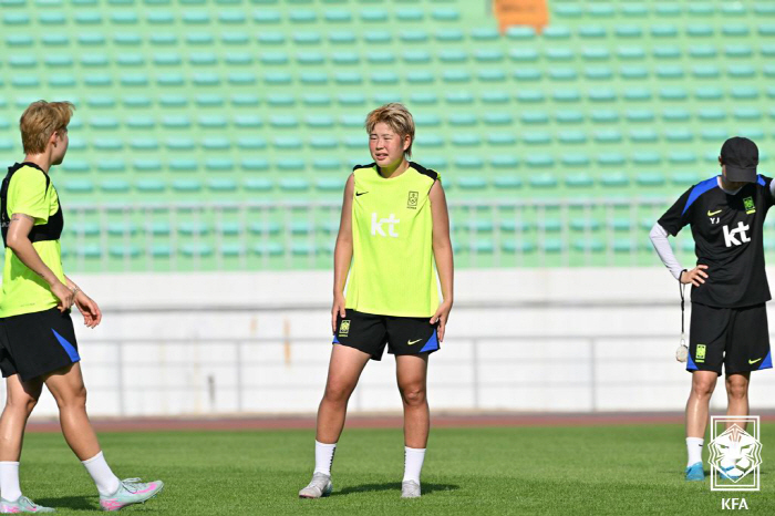 [현장인터뷰]'대표팀 새 얼굴→A매치 데뷔까지'...이제 첫걸음 뗀 '유…