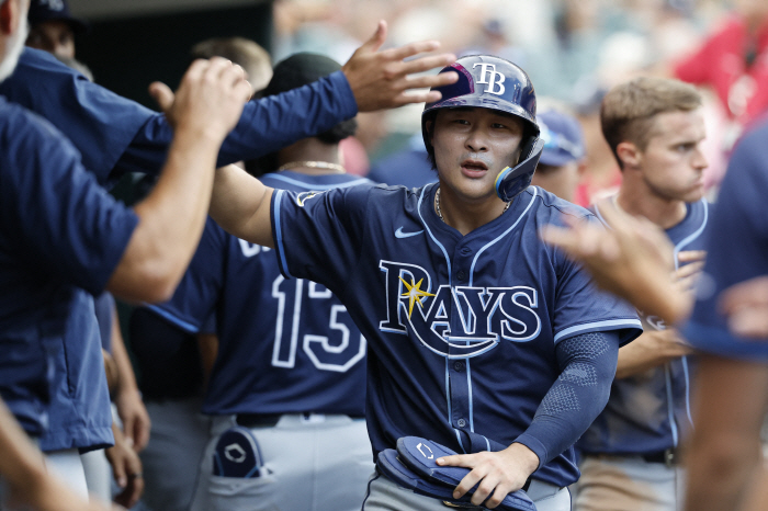 '보세요, 안 아프니까 어썸하잖아요' 탬파베이 김하성, MLB 복귀 첫 멀티히트+동점타 활약