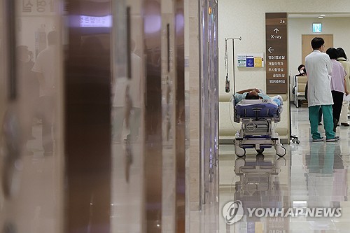 의대교수협 "전공의 원래 자리 복귀할 수 있어야…하반기 기대"