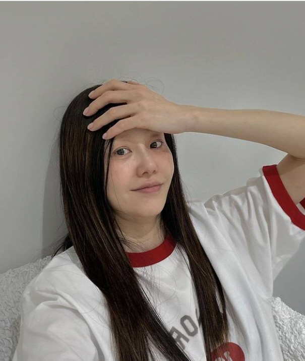 고현정, 눈썹 어디갔어! 모나리자 셀카에도 굴욕없는 미모[SCin스타]