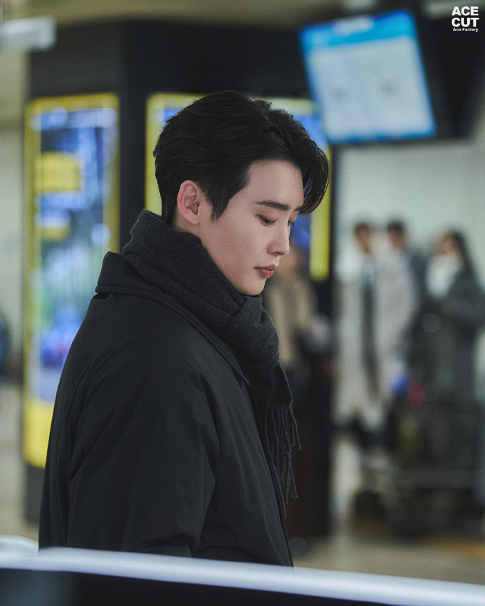 "사람 사는 거 다 똑같네"…이종석, '무거운' 출근길→'여유 가득' 퇴근길 '온도차'('서초동')
