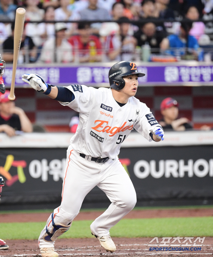 팬 투표 1위→최형우 대역전→다시 베스트12...하지만 문현빈은 아쉬웠다…