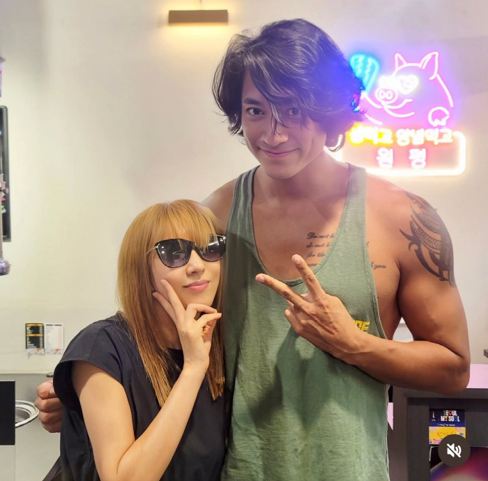 김완선 외국남친인 줄..누명 벗은 김요한, 식당서 포착된 근황