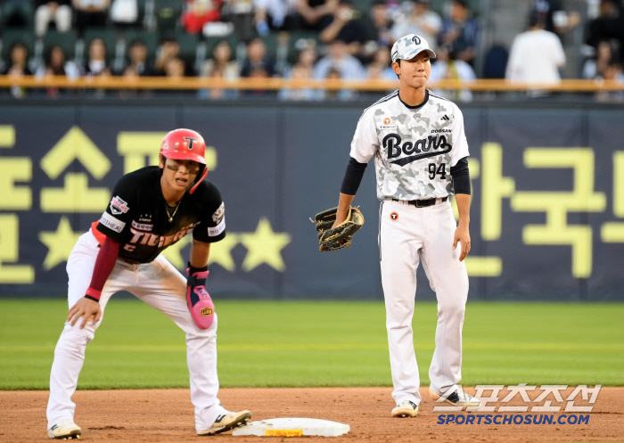 "방출만 면하자" 미지명 육성선수에게 찾아온 작은 기적 → 이정후 동영상…