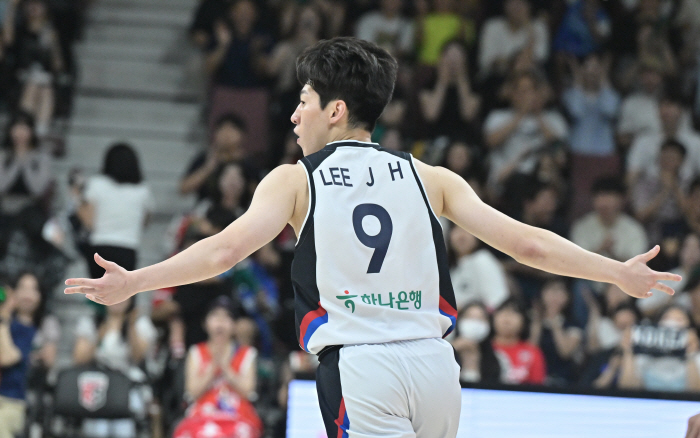 [현장분석] 이현중-이정현-여준석. 한국 멀티 핸들러 시스템. 일본 세대…