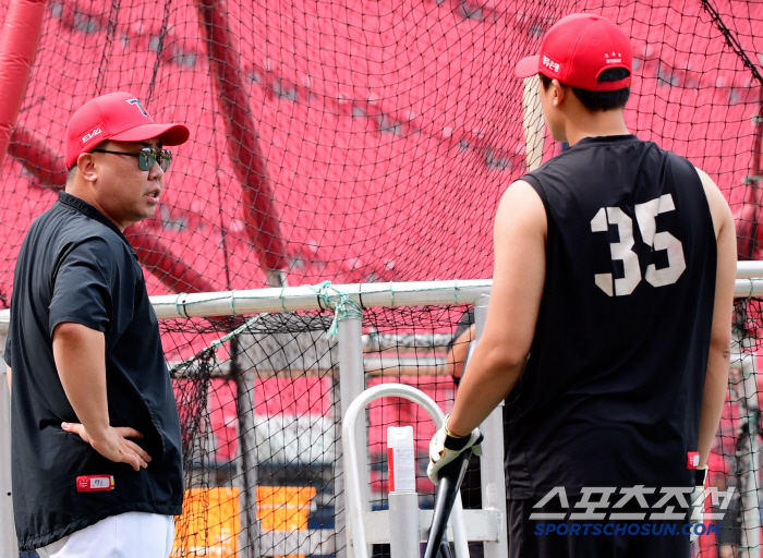 '냉철한 2군행' KIA 미완의 거포, 어쩌면 감독은 이미 예고했다…"네…