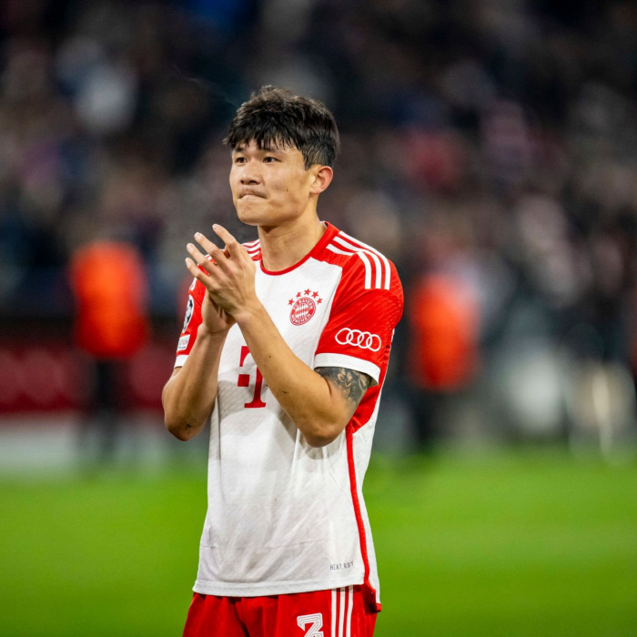 韓 축구 역사에 남을 사건...