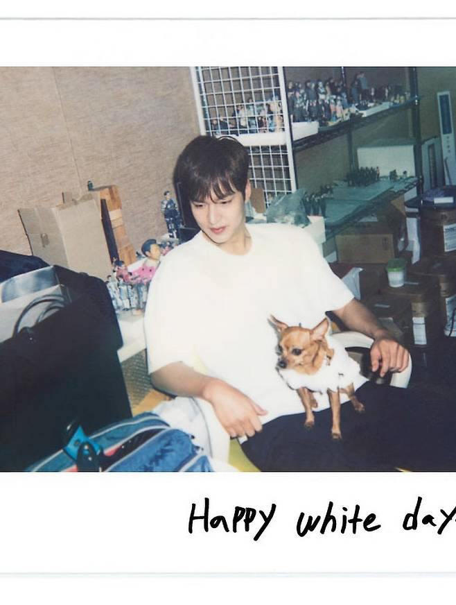 이민호, 16년 만에 안타까운 이별…"사랑하는 초코가 자연의 품으로" […