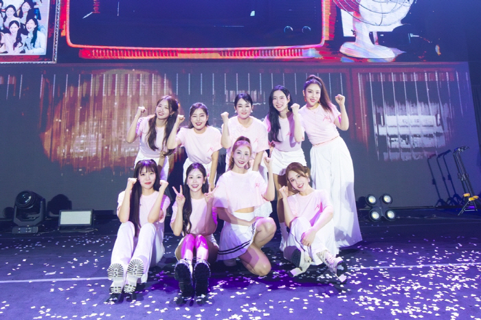 송가인→정다경, '미스트롯1' 총출동 콘서트 '첫정'…관객석 부서질듯 '…