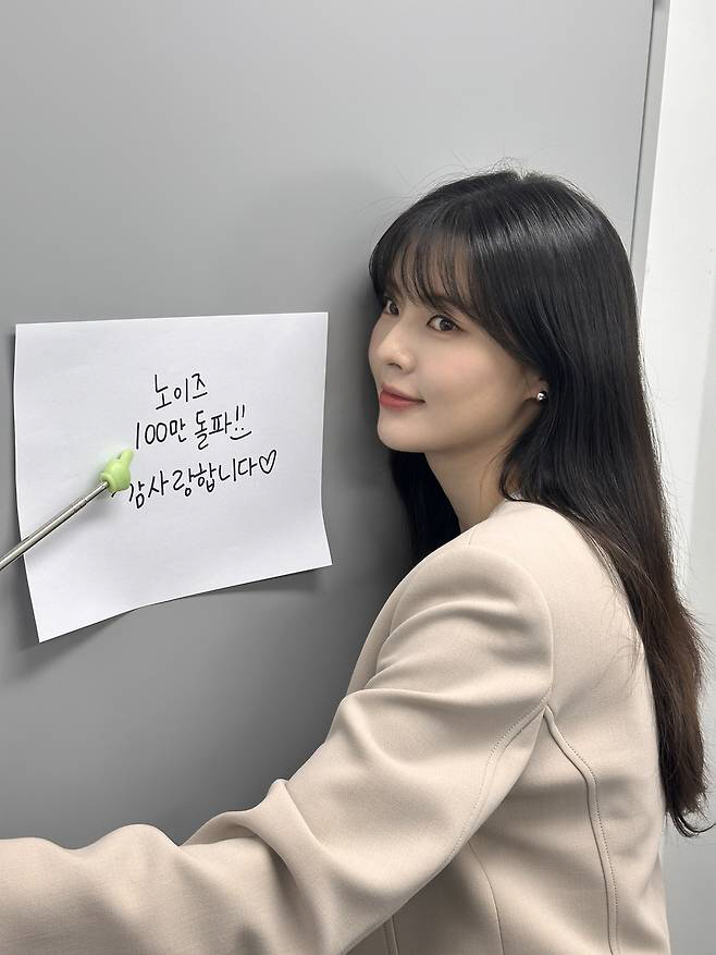 [SC무비] '이광수♥' 이선빈, 할리우드 대작 사이 당당한 존재감…'노…