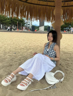 ‘24억 건물주’ 권은비, 온몸에 문신..워터밤 여신의 반전 매력
