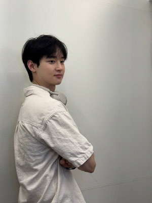 [SCin스타] 생일 맞은 장동윤, 길거리→카페까지 완벽 남친짤 “축하 감사합니다”