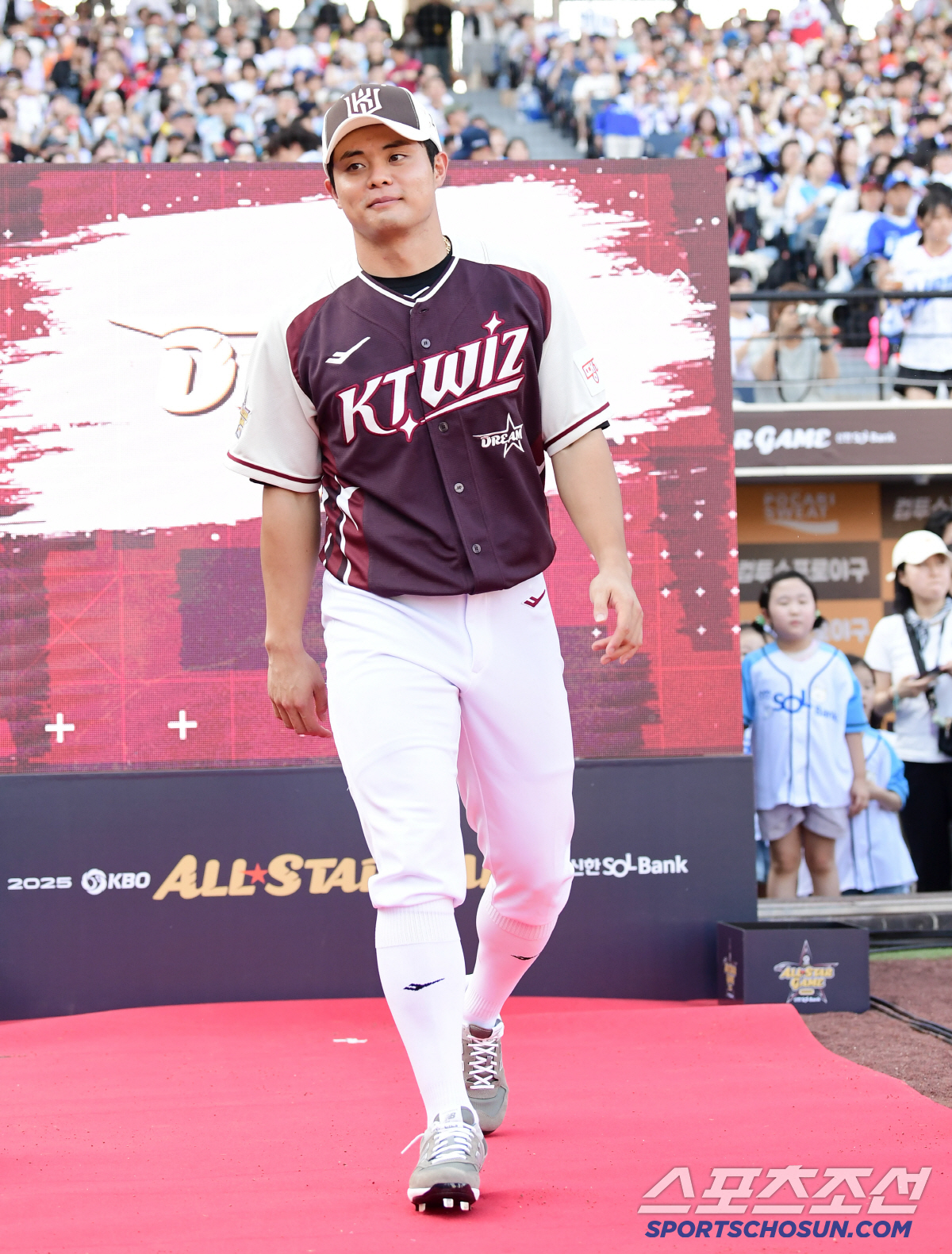 "영상 잘 봤어요" 축제란 이런 것! 10개 구단 대통합…'이 선수'가 …
