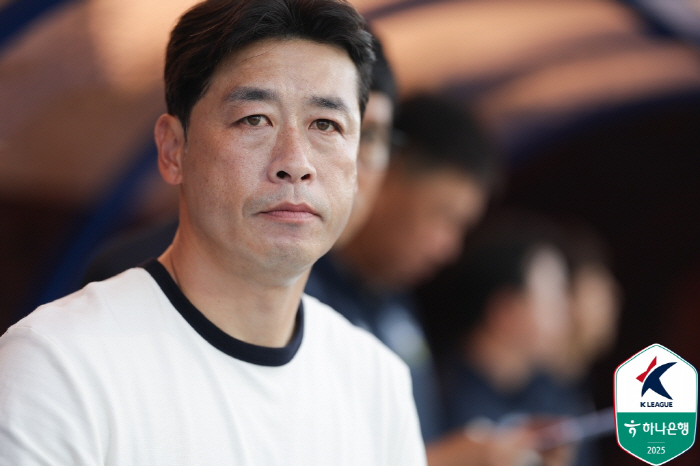 "박경섭마저 수술로 OUT" 인천 부상 돌발변수를 대하는 윤정환-배성재 …