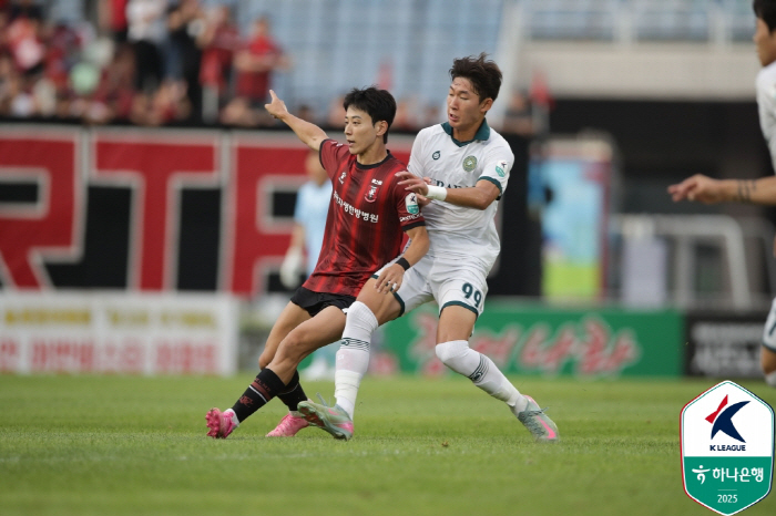 [현장리뷰]"부천FC 구단 역사 아쉽게 놓쳤다" '바사니 선제골→채프먼 …