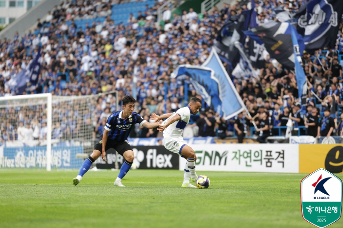 [인천 현장리뷰]"누가 위기래" 인천, 무고사 결승골로 충남아산 2-1로…