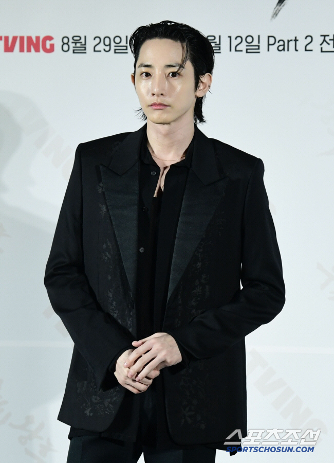[공식] 이수혁, 배우 사업 접은 YG 떠나 사람엔터行..조진웅X박규영과…