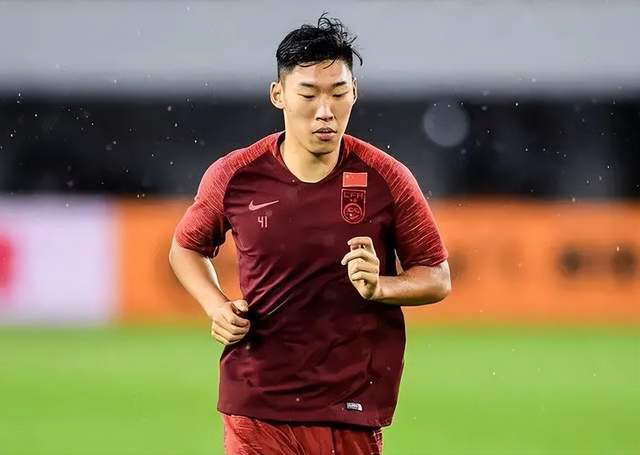"한국전 실점 이 선수 때문, 일본전도 실수 투성" 최악의 중국, 범인 …