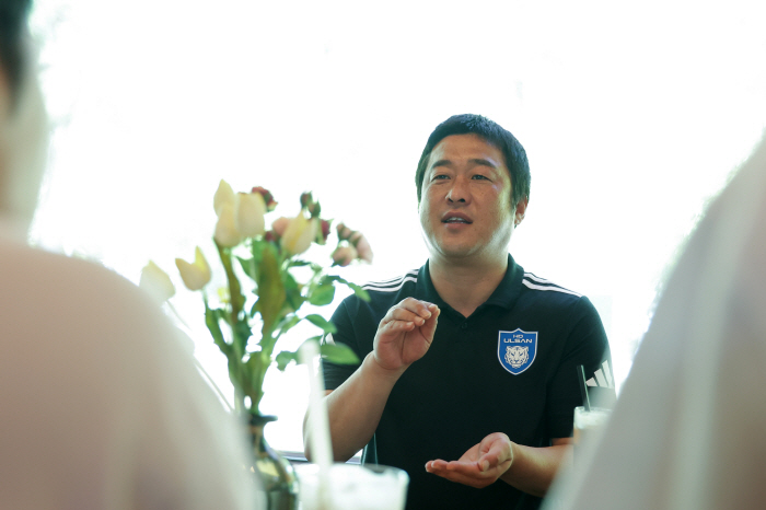 '유스 지도만 16년' 이승현 울산 U-18 감독의 철학 "첫째는 태도,…