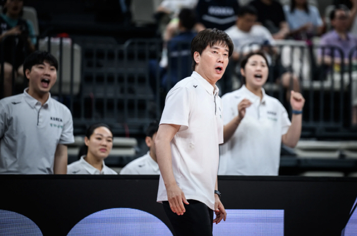 '강이슬 OUT→최강 中 격돌' 가까스로 이긴 박수호 감독 "지금까지 훈…