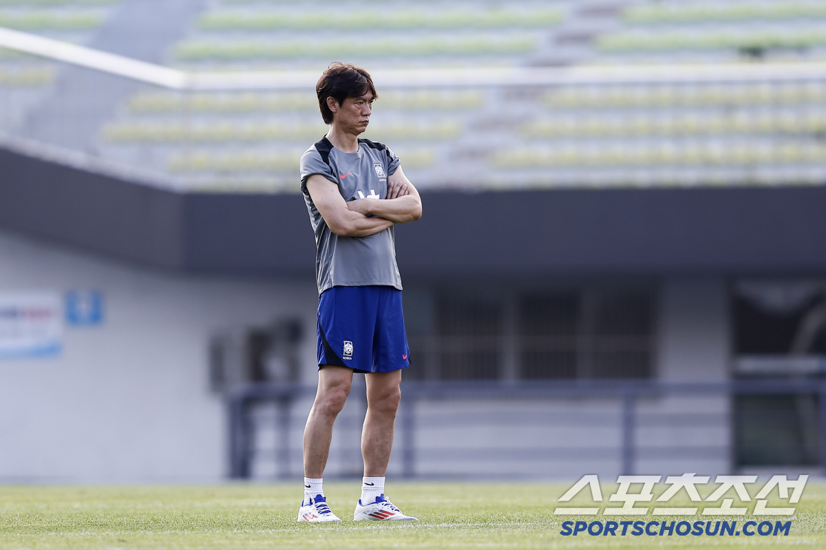 [성남 일문일답]한-일전+동아시안컵 우승 도전 홍명보 감독 "북중미행 가…