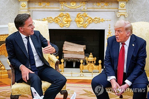 트럼프 "50일내 우크라戰 휴전 합의 없으면 러에 혹독한 관세"(종합)