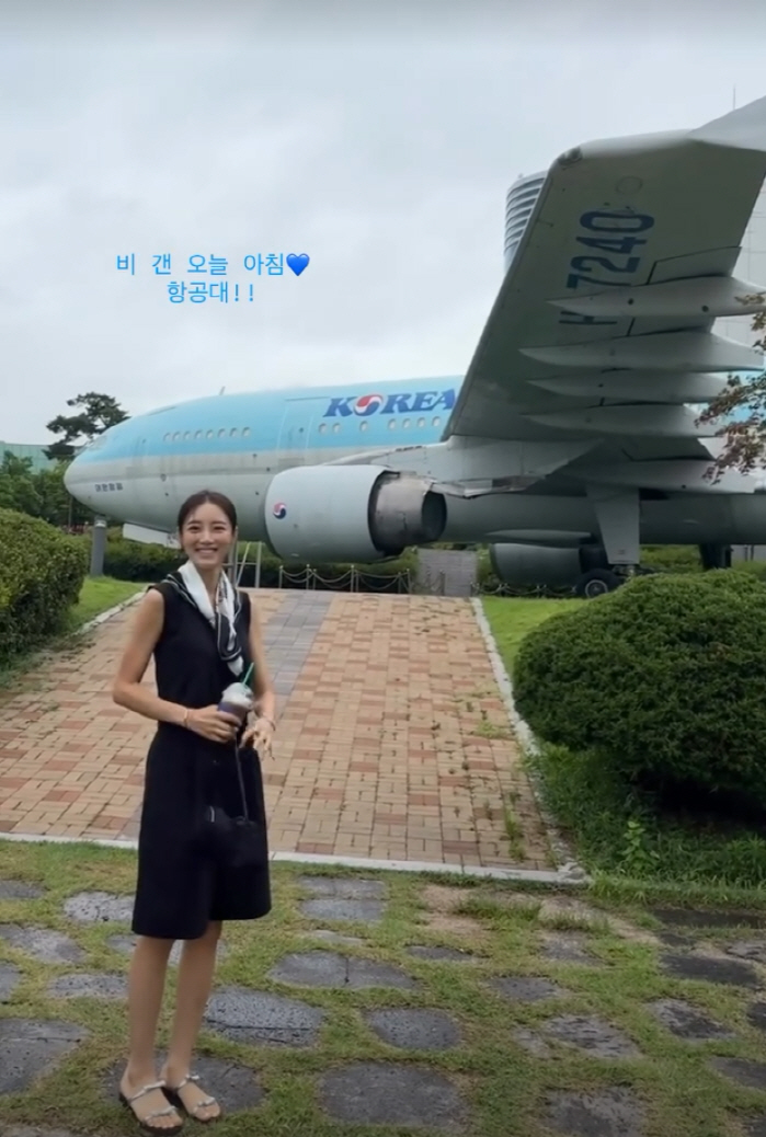 '승무원 출신' 서하얀, 항공대 찾았다..♥임창정 또 반할 단아美