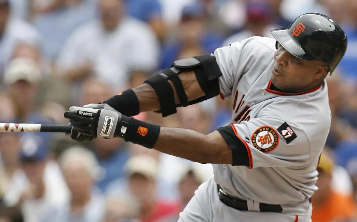 유격수 땅볼 안타에 "내가 본 최고의 선수" 감탄… ML 251승 전설 …