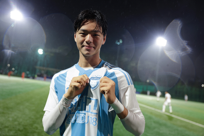 '공격수에서 풀백으로' 울산의 '특급 유망주' 김민찬 "제2의 설영우, …