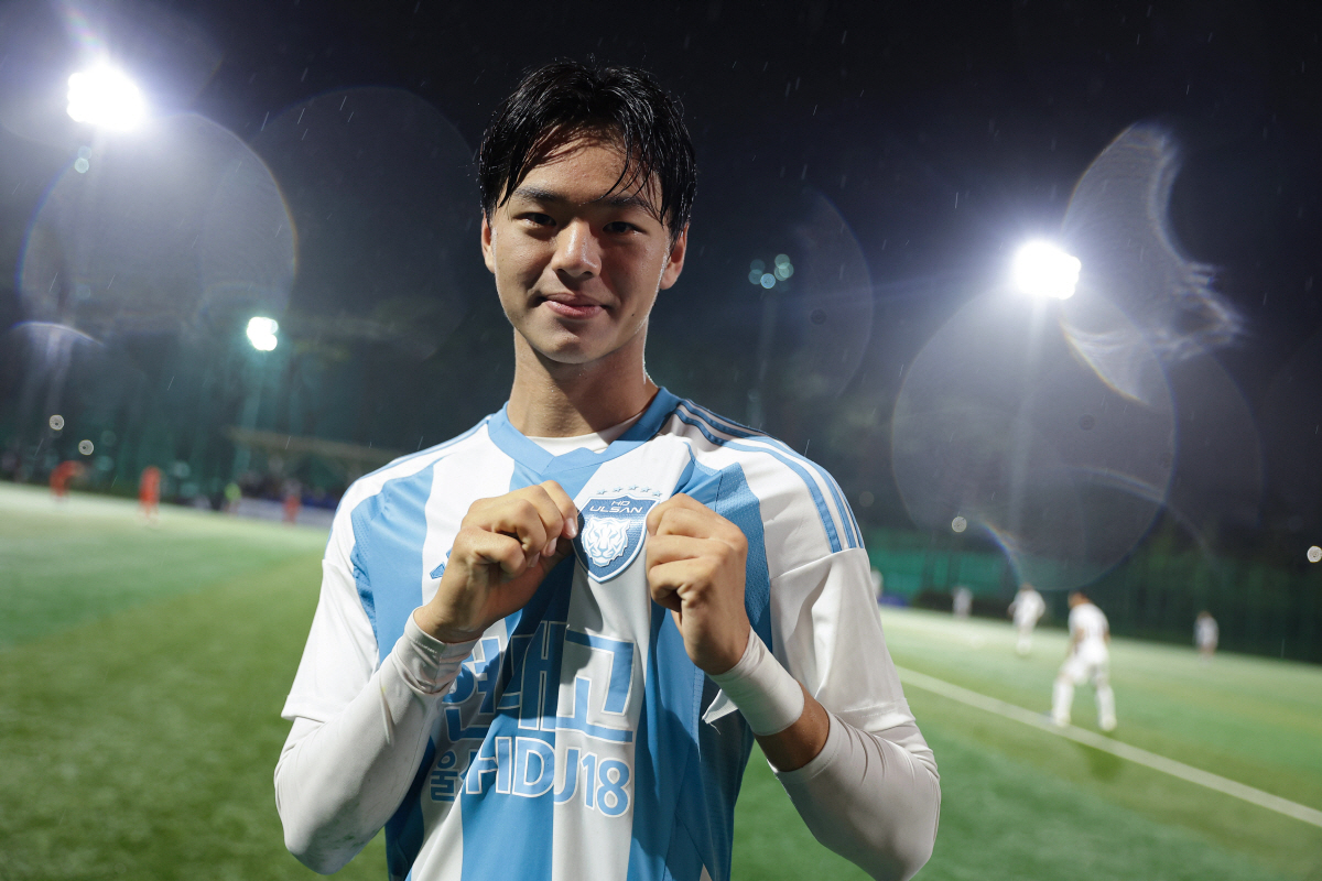 '공격수에서 풀백으로' 울산의 '특급 유망주' 김민찬 "제2의 설영우, …