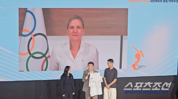 "대한체육회105주년 축하합니다!" 커번트리IOC위원장의 깜짝등장-실시간…
