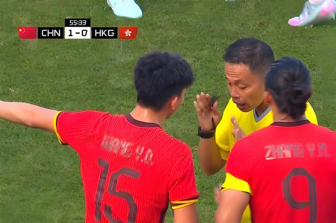 '한국에서 잘하는 짓이다' 중국이나 홍콩이나 똑같네...소림축구→빰 때리…