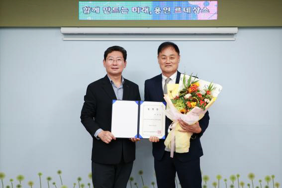 [오피셜]'민호 父' 최윤겸 감독, K리그2 창단 추진 '용인FC 초대 사령탑 선임…청주 이어 또 신생구단 지휘봉