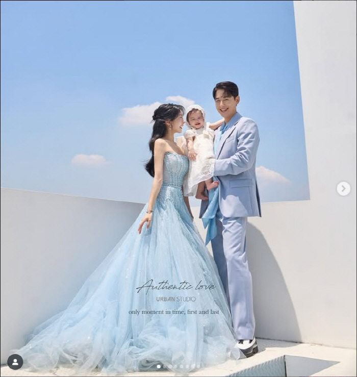 '이지훈♥' 아야네, 결혼식 뺨치는 돌잔치 무리였나…