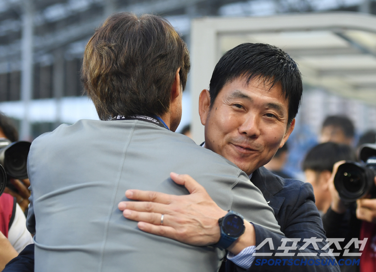 [한일전 현장인터뷰]'韓 협력 간절' 日 모리야스 감독 "한-일 개선 여…