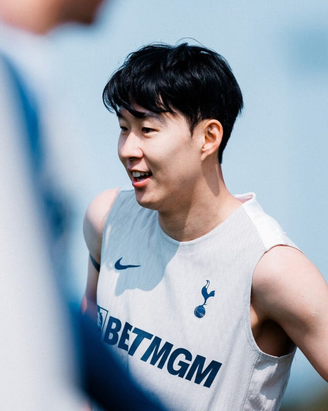 '전날엔 이적 밑작업 중이라더니' 이번엔 주전 등극? 토트넘 1티어 기자…