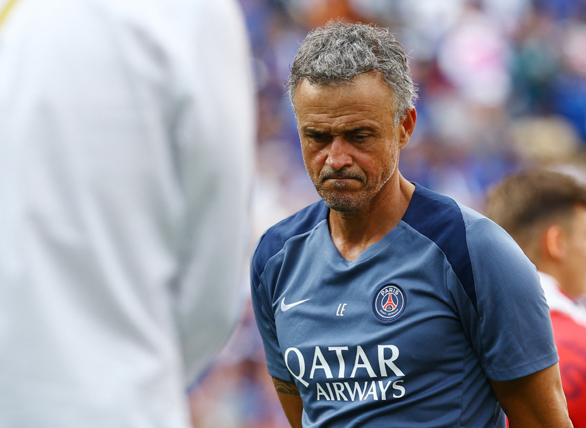 '4관왕은 실패?' 이강인의 PSG, 충격의 살생부 11인 명단 작성…"…