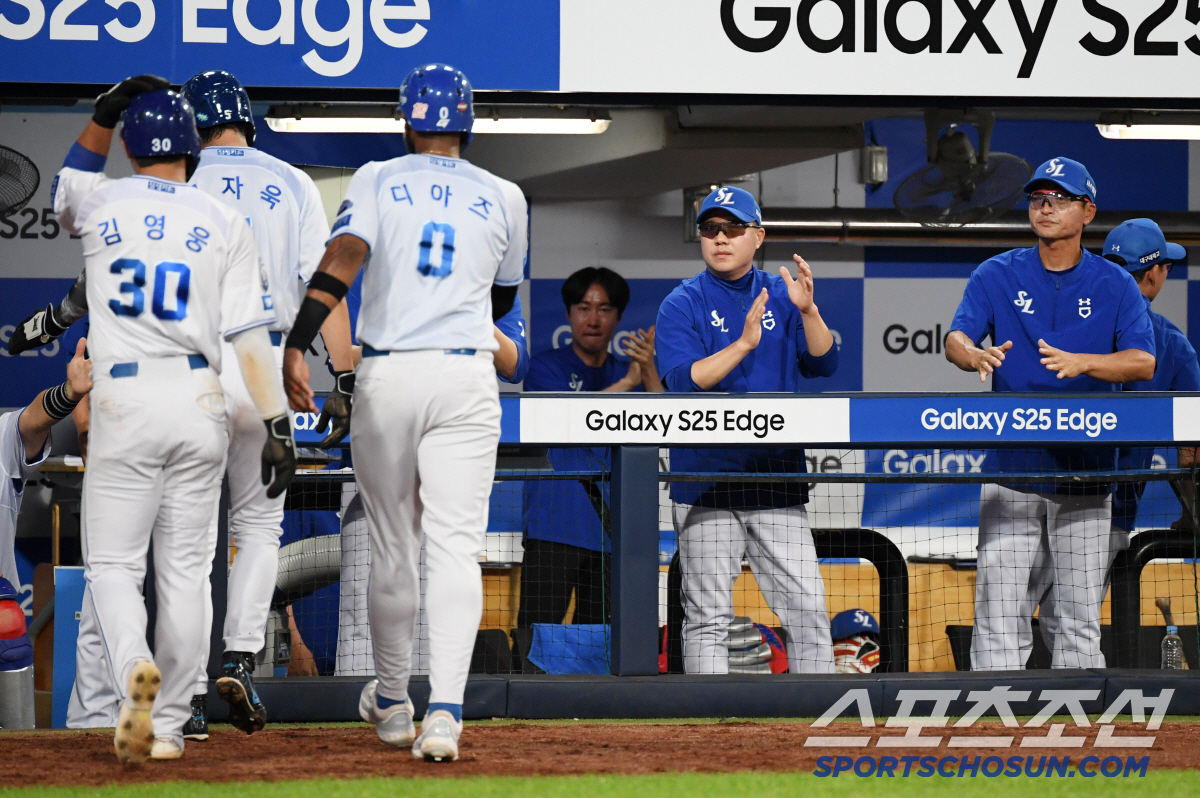 '2위에서 8위까지' 최악의 전반기 마감 삼성, KBO 최초 3000승 …
