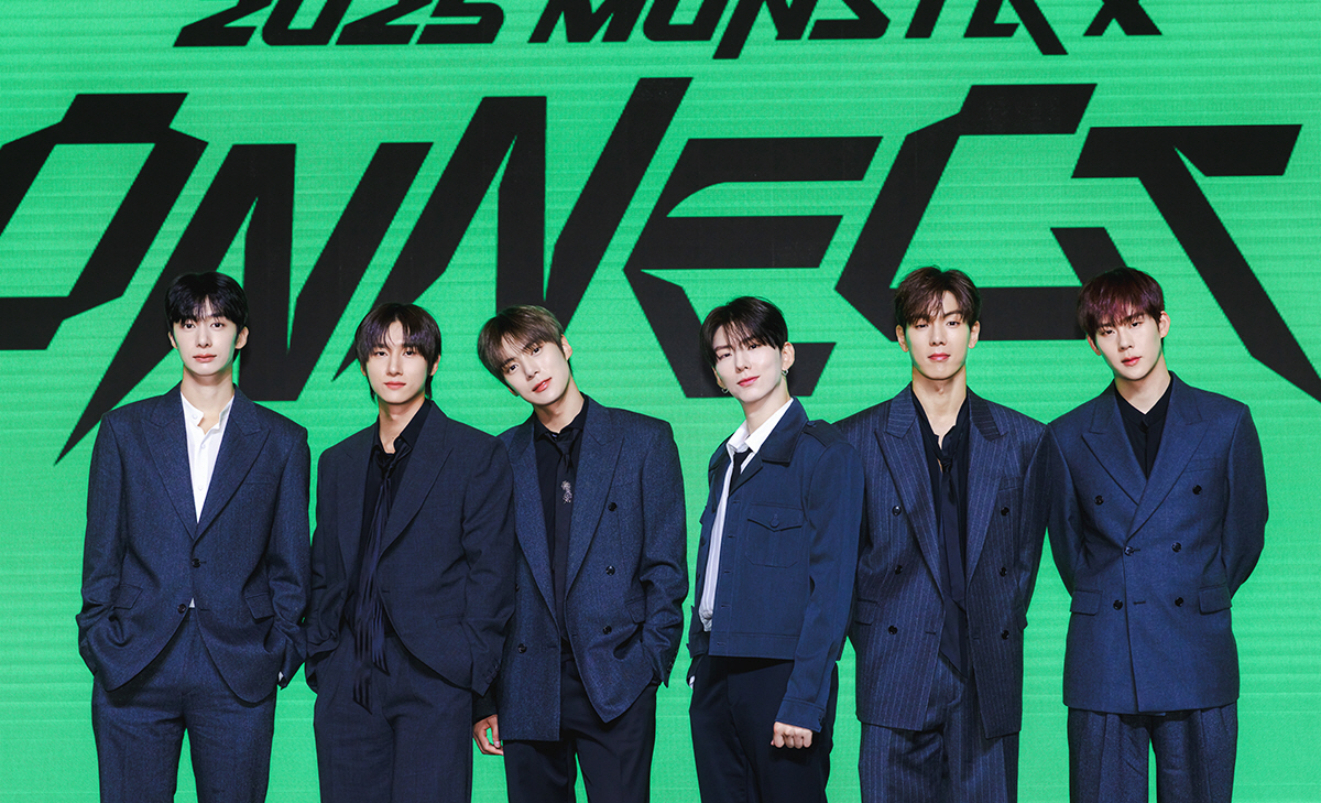 몬스타엑스 "10주년 비결은 멤버간의 신뢰와 열정, 진짜 가족같아"