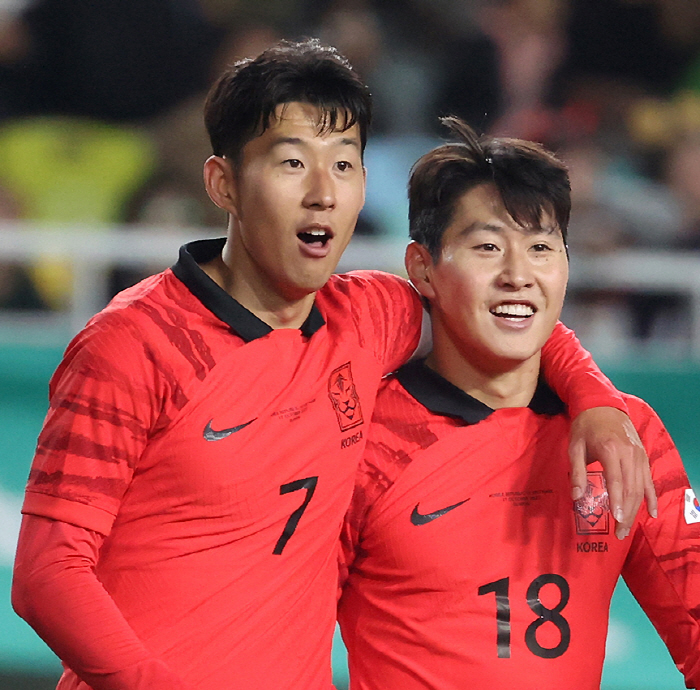 '韓축구 삼대장' 손흥민vs김민재vs이강인 매출 1위는?…의외의 결과 나…