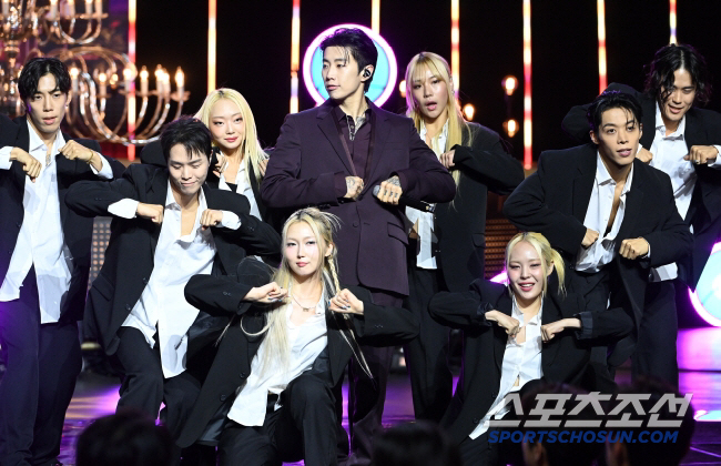 [제4회 BSA] '폭싹'의 독주일까, 반전일까..'청룡'이라 가능한 '…