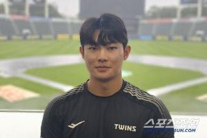 157km 1R 신인끝까지 살아남더니 팀내 최다등판 2위. 승,세,홀 얻고 올스타까지. 