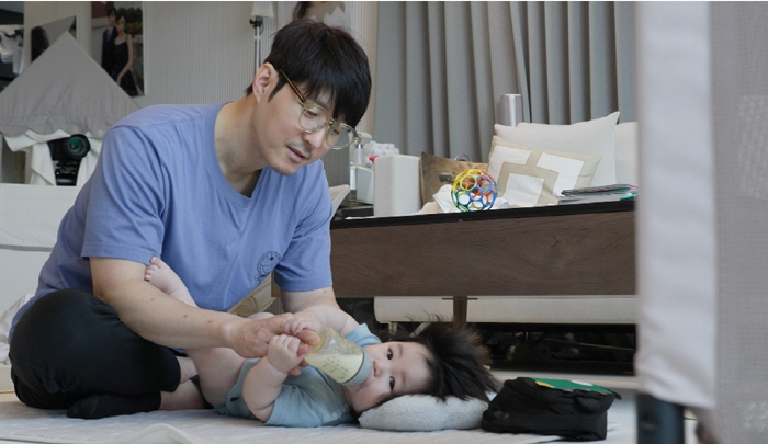 심형탁♥사야, 생후 164일 子 '치명적 귀여움' 보여준다...'미인 유…