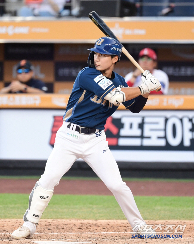 '영구 결번' '국민 거포' '천재 유격수' 그 등번호 받았다…"워낙 좋…