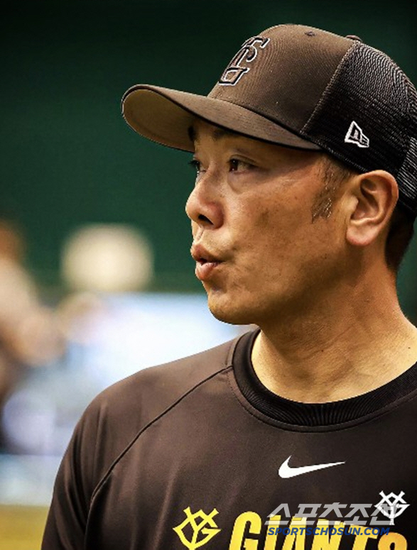 감독의 승부수인가 화풀이인가, 스리번트 실패하자 3회 조기 교체, 더그아…