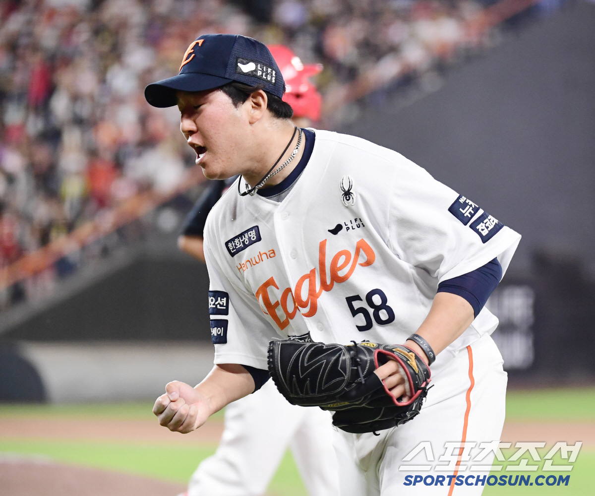첫 승, 첫 홀드, 첫 올스타…팀 최다 등판, '1위 발자취'에 항상 있…