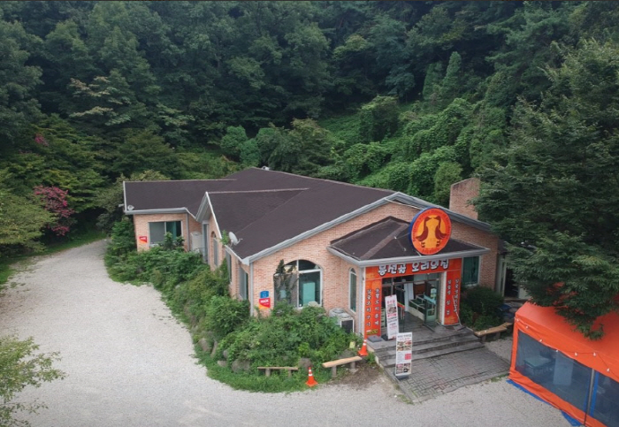 '봉선골 오리의집', 전라도식 무항생제 참숯 생오리의 정수를 담다